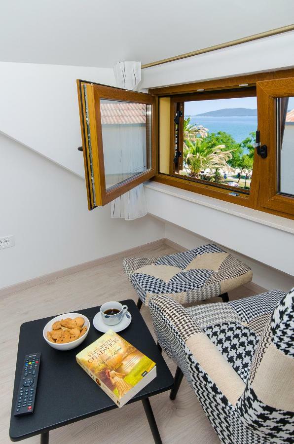 Apartments Keli Kastela Bagian luar foto