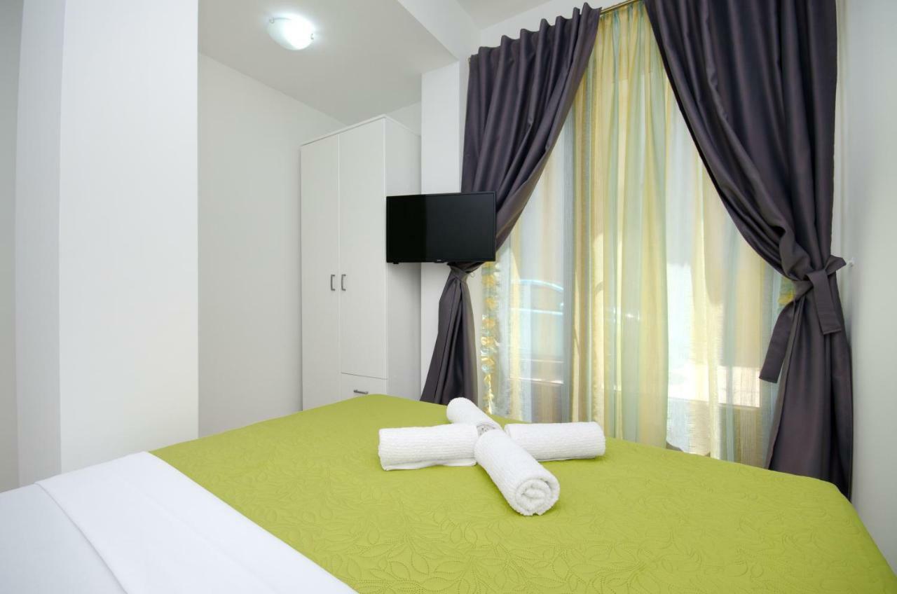 Apartments Keli Kastela Bagian luar foto
